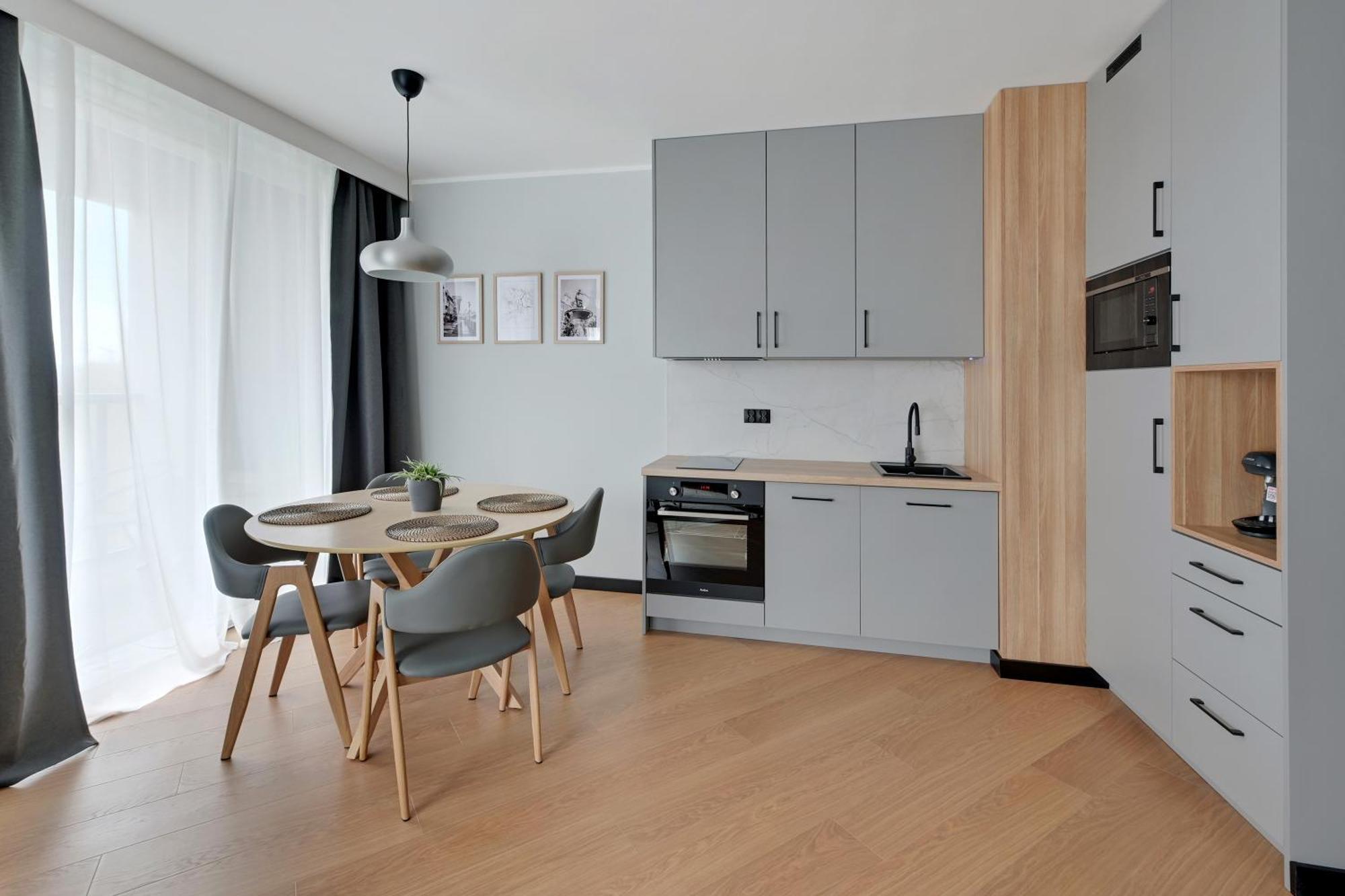 Lägenhetshotell Rentplanet - Chlebova 3*